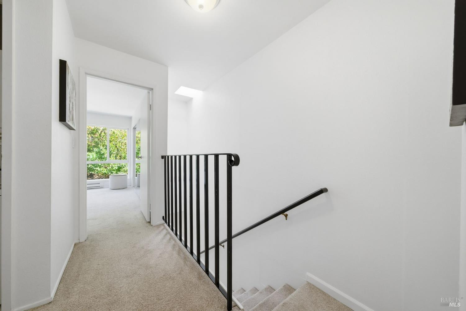 Detail Gallery Image 16 of 35 For 10 Professional Center Pkwy #1,  San Rafael,  CA 94903 - 2 Beds | 1/1 Baths