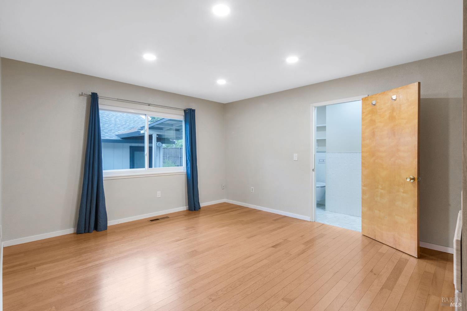 Detail Gallery Image 21 of 44 For 350 Newton Way, Angwin,  CA 94508 - 3 Beds | 2 Baths