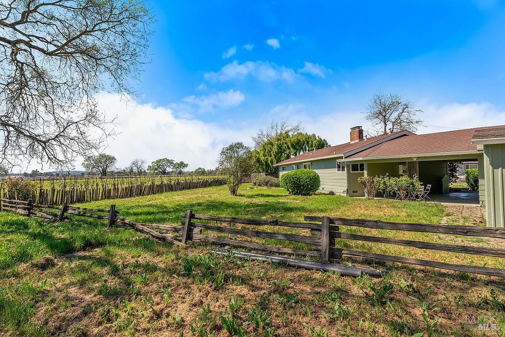 Detail Gallery Image 19 of 35 For 878 Pauline Ct, Santa Rosa,  CA 95401 - 3 Beds | 2 Baths