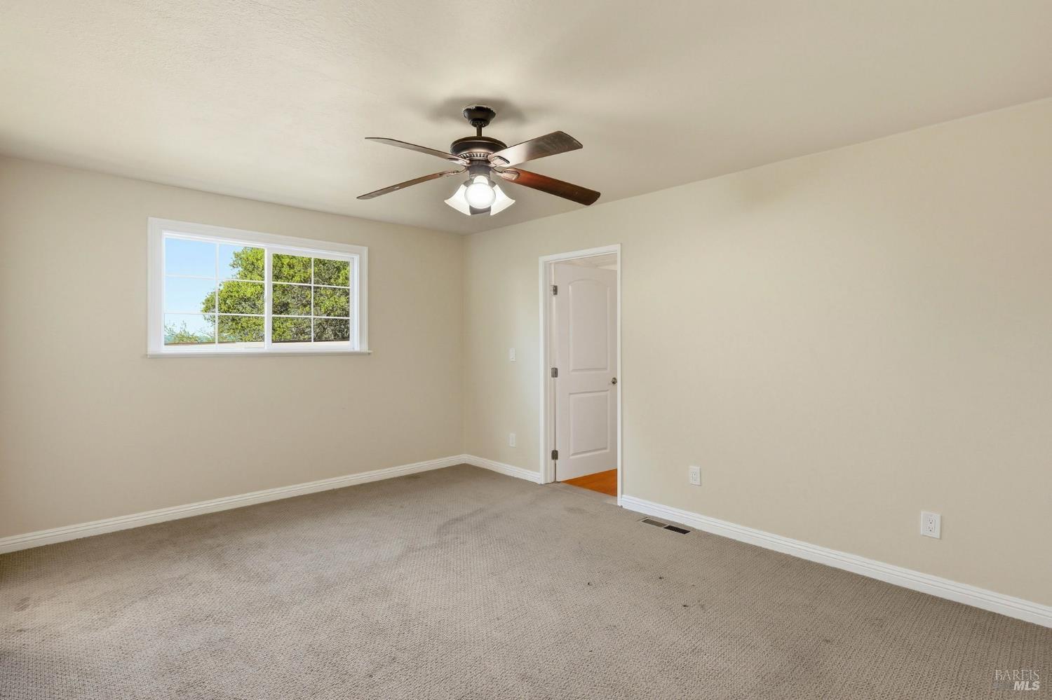 Detail Gallery Image 16 of 95 For 4305 Petaluma Hill Rd, Santa Rosa,  CA 95404 - 3 Beds | 2 Baths