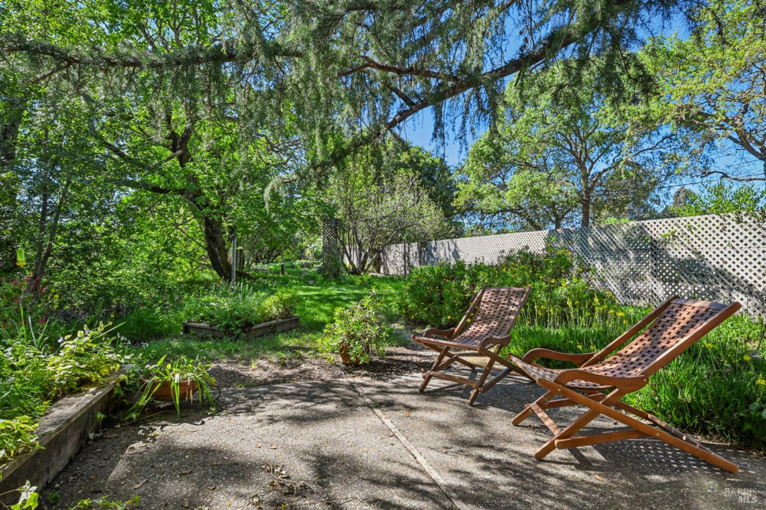 Detail Gallery Image 52 of 60 For 1460 Felder Rd, Sonoma,  CA 95476 - 2 Beds | 2/1 Baths