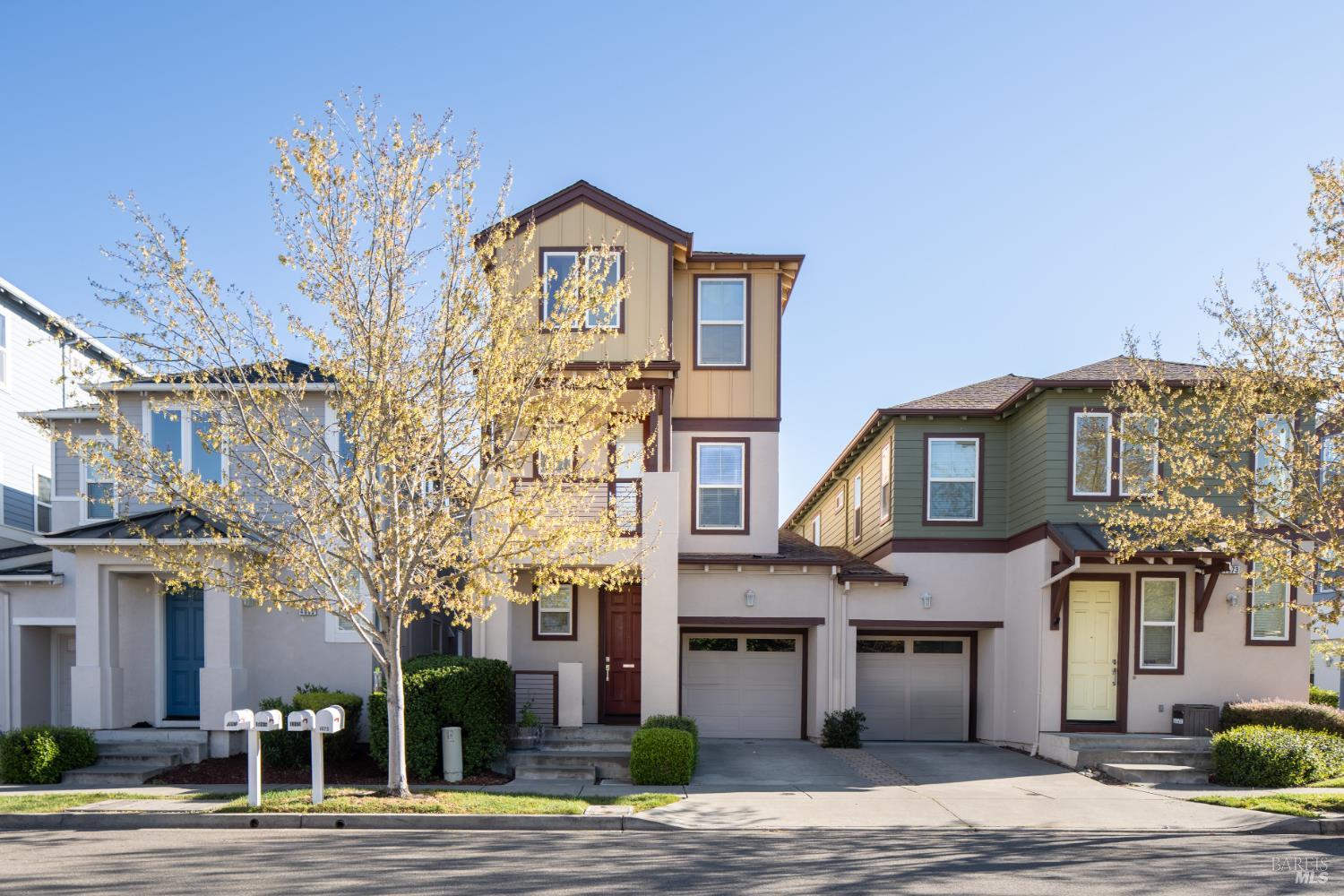 Detail Gallery Image 5 of 31 For 4069 Calloway Dr, Santa Rosa,  CA 95409 - 3 Beds | 3 Baths