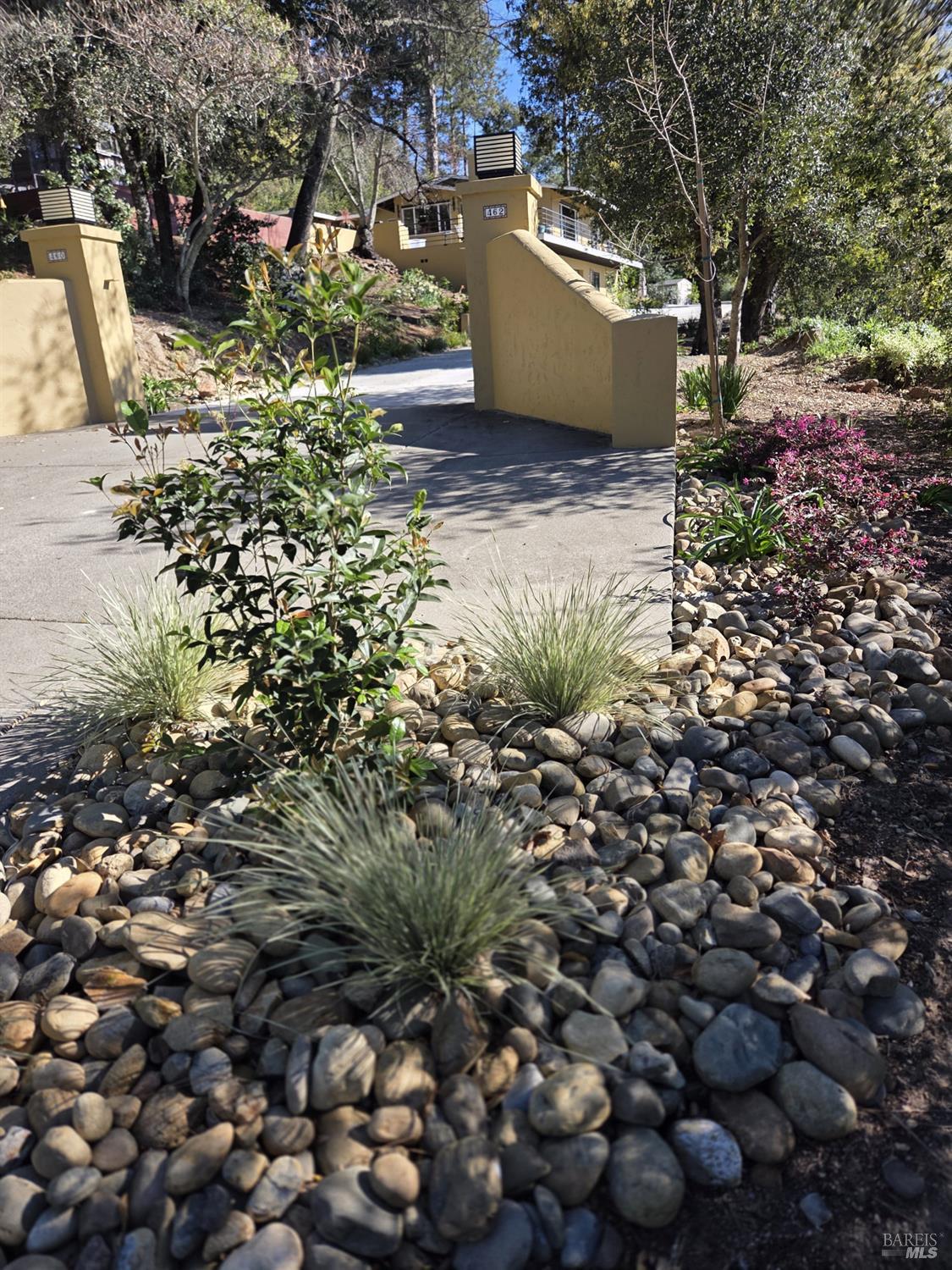 Detail Gallery Image 3 of 64 For 460 Bella Vista Dr, Angwin,  CA 94508 - 5 Beds | 3 Baths