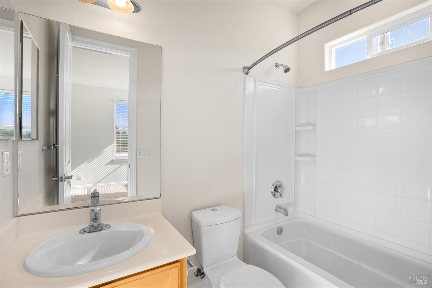 Detail Gallery Image 26 of 31 For 4069 Calloway Dr, Santa Rosa,  CA 95409 - 3 Beds | 3 Baths