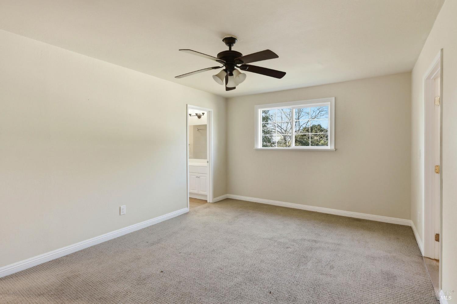 Detail Gallery Image 17 of 95 For 4305 Petaluma Hill Rd, Santa Rosa,  CA 95404 - 3 Beds | 2 Baths