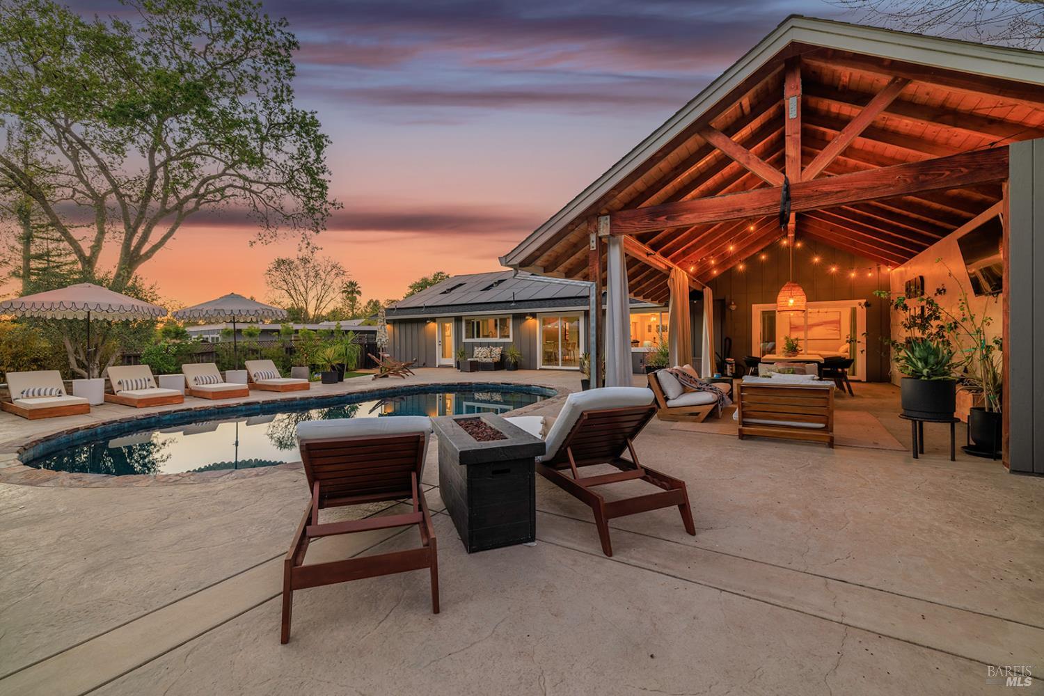 Detail Gallery Image 45 of 69 For 5846 Monte Verde Dr, Santa Rosa,  CA 95409 - 4 Beds | 2/1 Baths