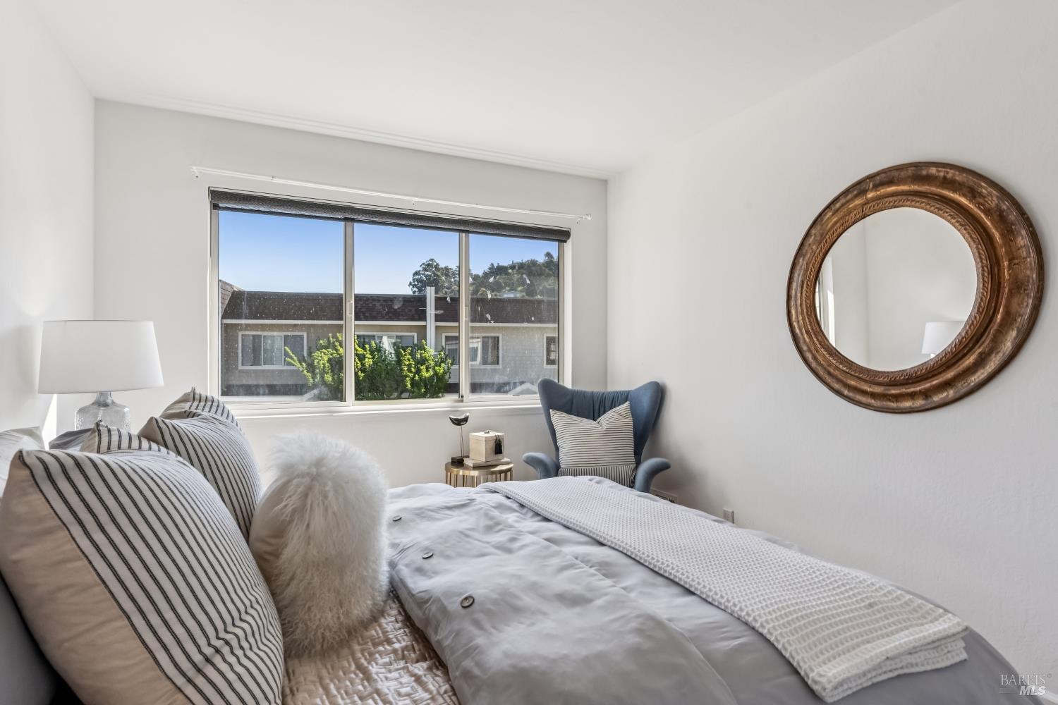 Detail Gallery Image 37 of 45 For 125 Mariner Green Ct, Corte Madera,  CA 94925 - 4 Beds | 2/1 Baths