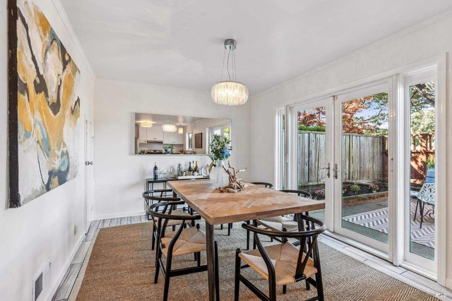 Detail Gallery Image 13 of 45 For 125 Mariner Green Ct, Corte Madera,  CA 94925 - 4 Beds | 2/1 Baths