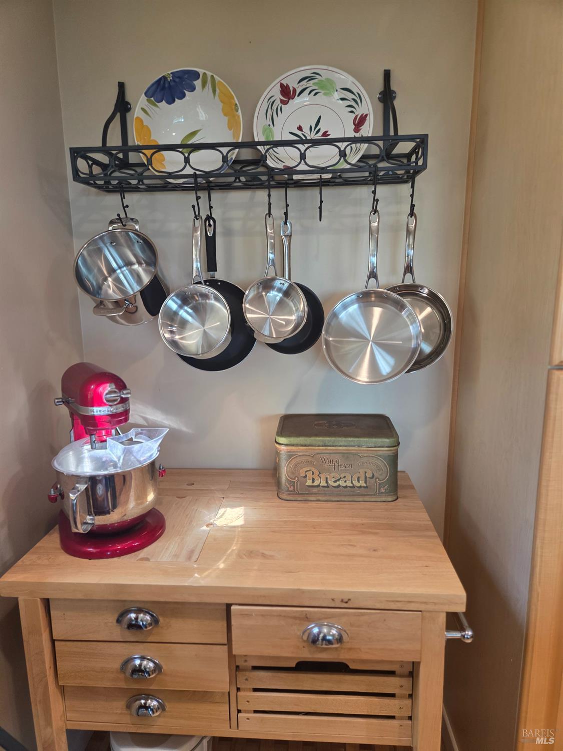 Detail Gallery Image 21 of 64 For 460 Bella Vista Dr, Angwin,  CA 94508 - 5 Beds | 3 Baths