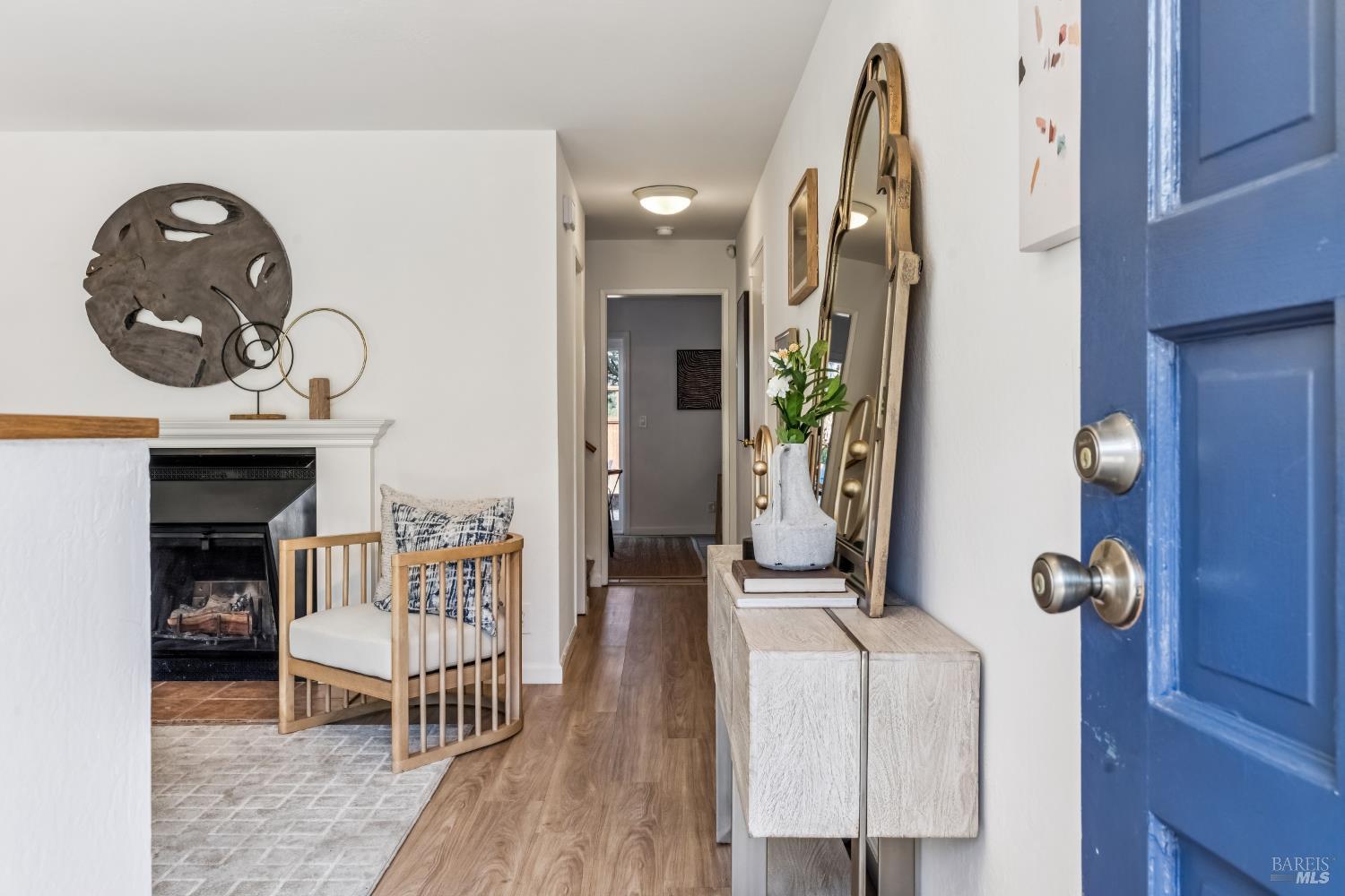 Detail Gallery Image 4 of 45 For 125 Mariner Green Ct, Corte Madera,  CA 94925 - 4 Beds | 2/1 Baths