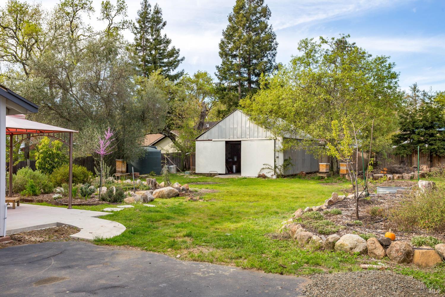 Detail Gallery Image 32 of 44 For 350 Newton Way, Angwin,  CA 94508 - 3 Beds | 2 Baths