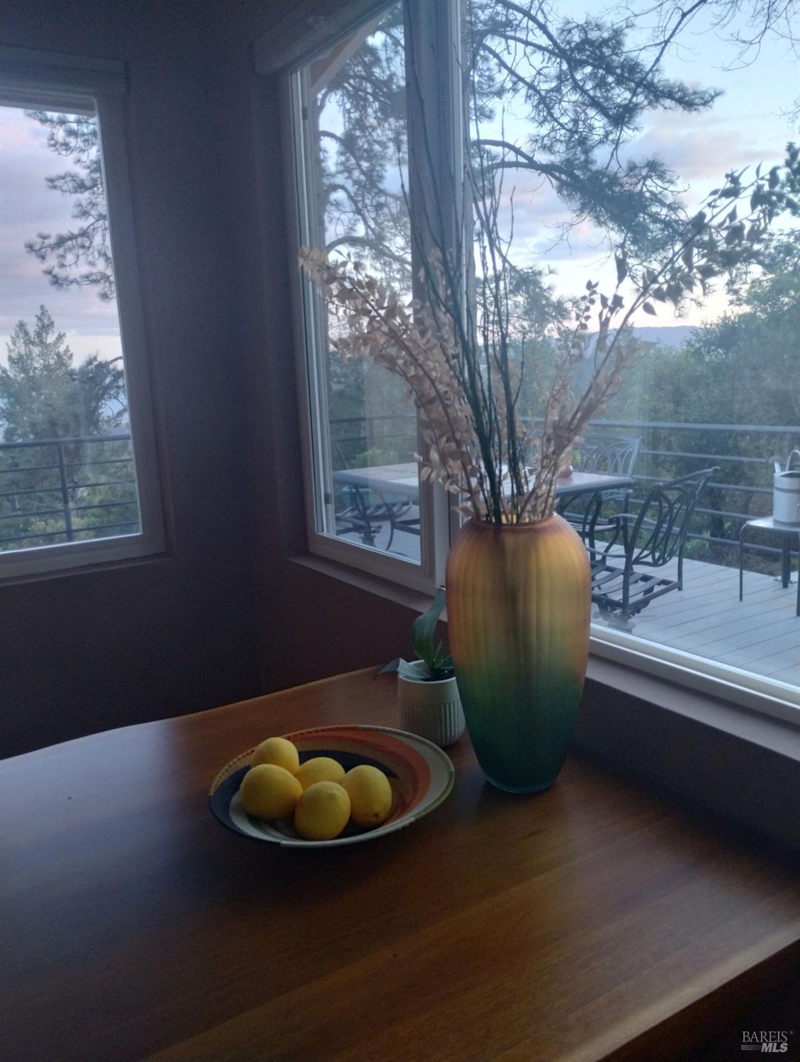 Detail Gallery Image 14 of 64 For 460 Bella Vista Dr, Angwin,  CA 94508 - 5 Beds | 3 Baths