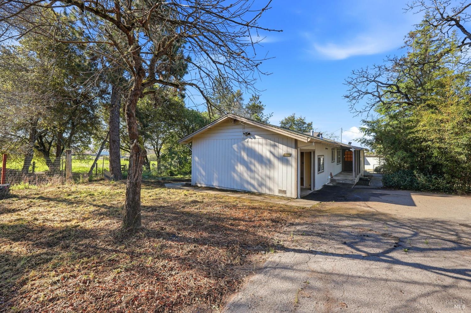 Detail Gallery Image 35 of 95 For 4305 Petaluma Hill Rd, Santa Rosa,  CA 95404 - 3 Beds | 2 Baths
