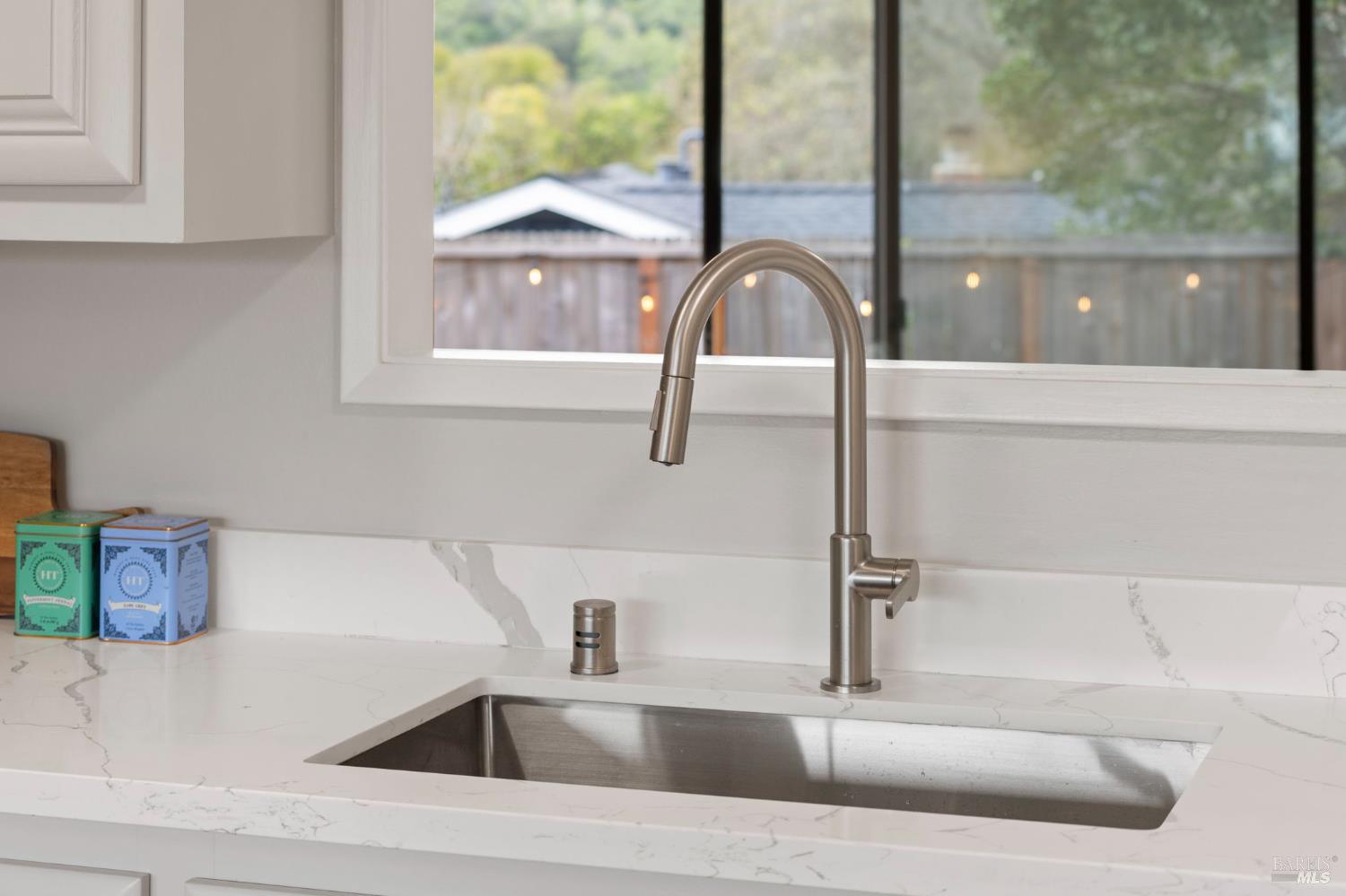 Detail Gallery Image 18 of 76 For 35 Corte Alta Unkn, Novato,  CA 94949 - 4 Beds | 2/1 Baths