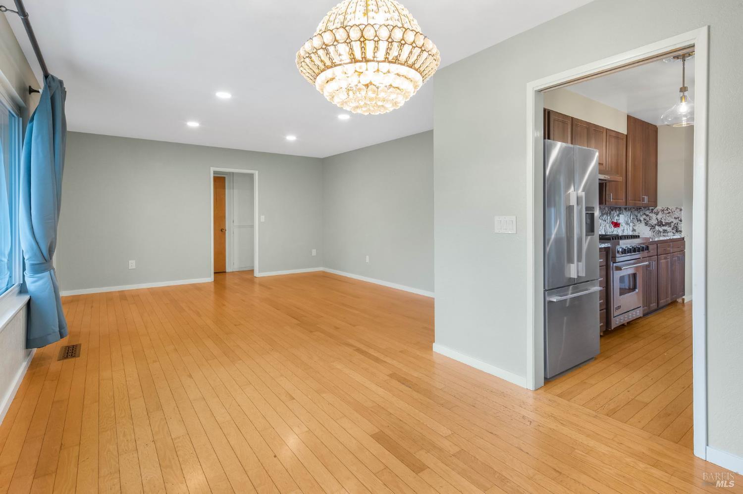 Detail Gallery Image 13 of 44 For 350 Newton Way, Angwin,  CA 94508 - 3 Beds | 2 Baths