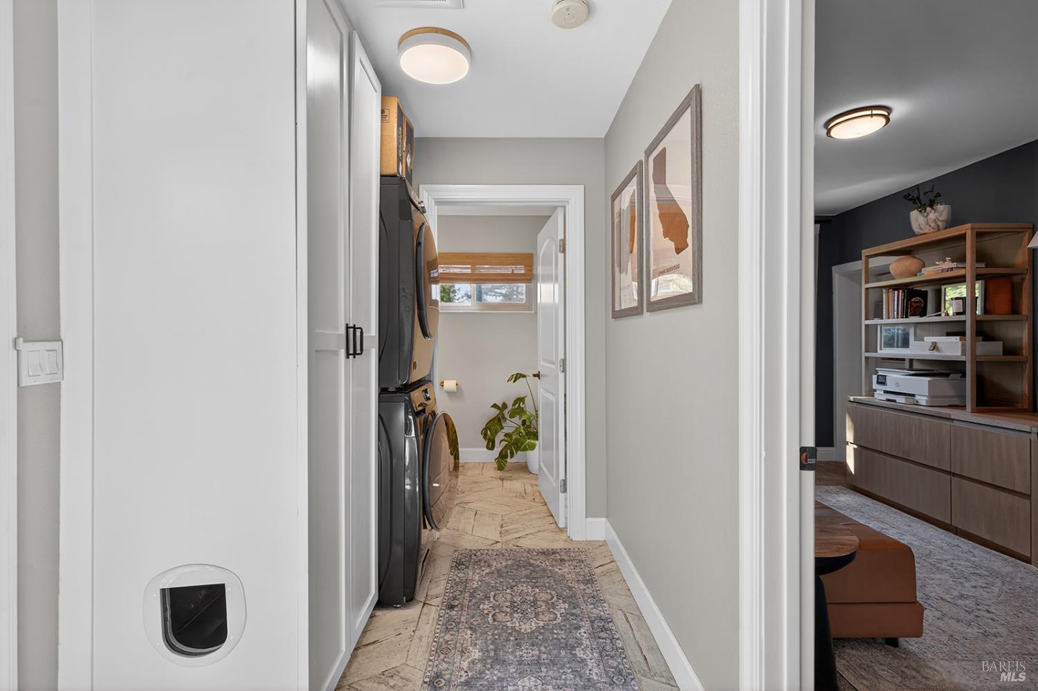 Detail Gallery Image 31 of 69 For 5846 Monte Verde Dr, Santa Rosa,  CA 95409 - 4 Beds | 2/1 Baths