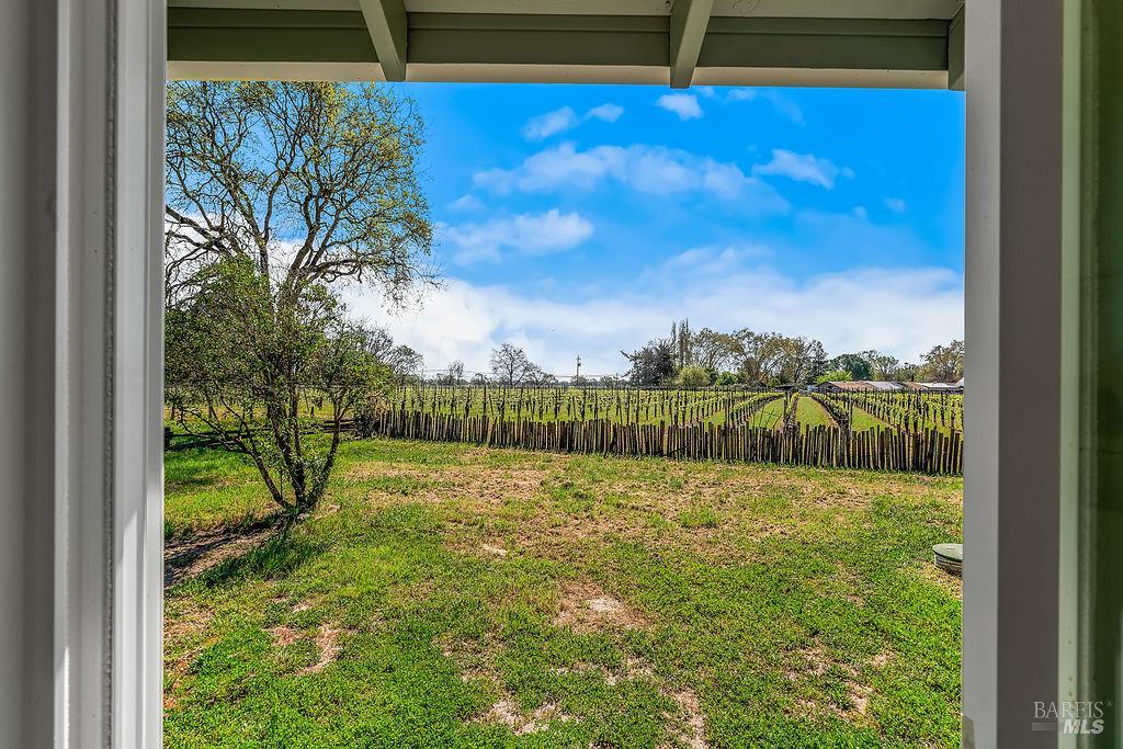 Detail Gallery Image 17 of 35 For 878 Pauline Ct, Santa Rosa,  CA 95401 - 3 Beds | 2 Baths