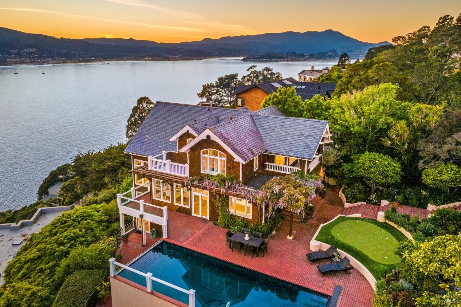 Detail Gallery Image 56 of 60 For 335 Golden Gate Ave, Belvedere,  CA 94920 - 4 Beds | 4/1 Baths