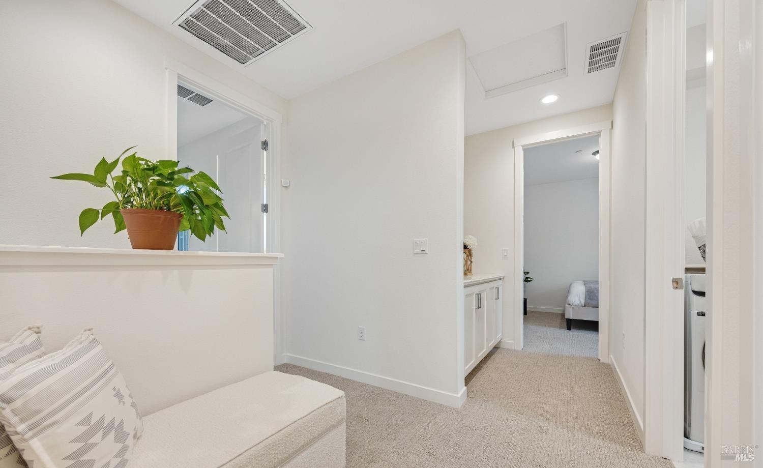 Detail Gallery Image 25 of 30 For 1747 Linden Ln, Santa Rosa,  CA 95404 - 3 Beds | 2/1 Baths