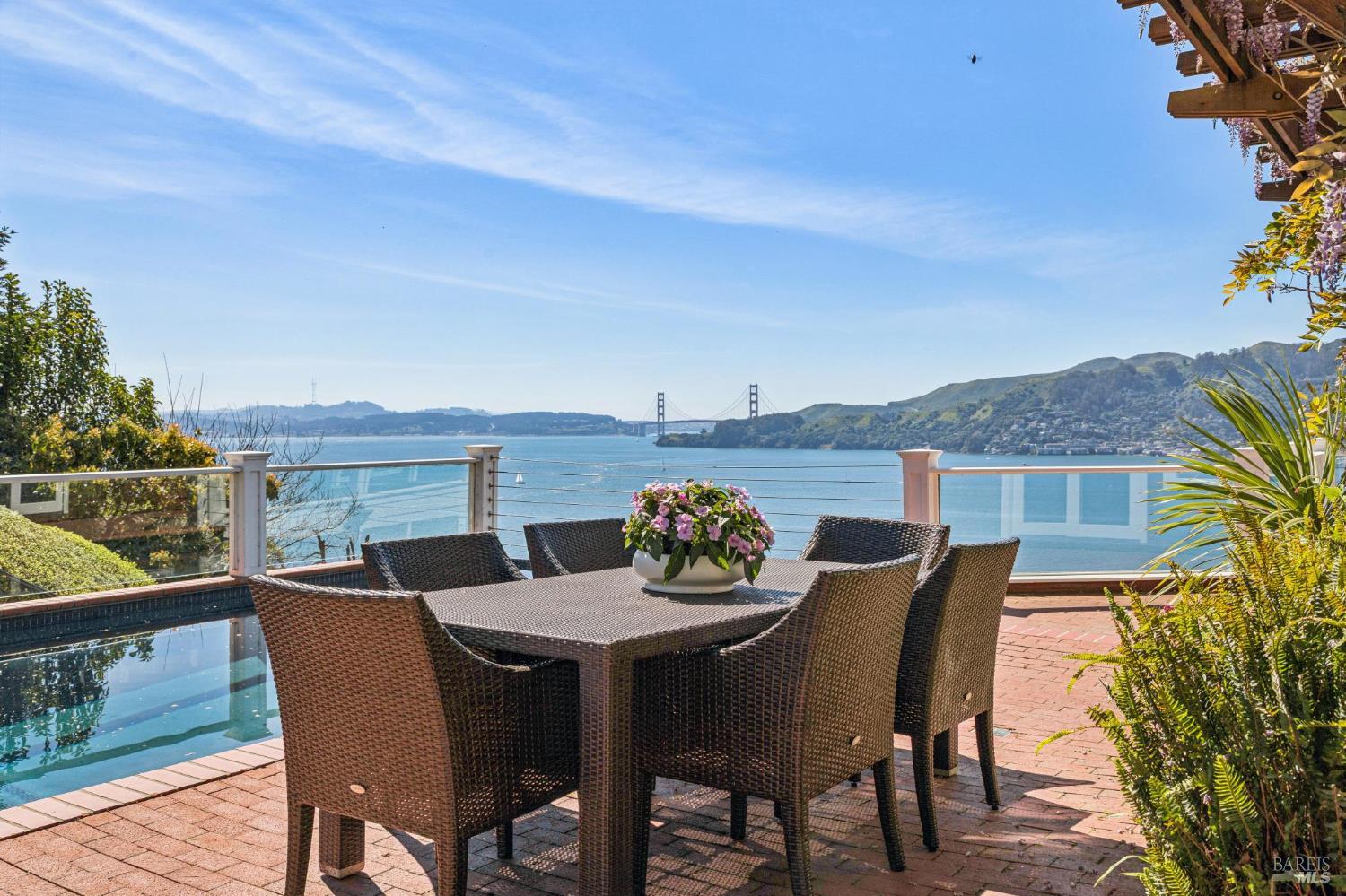 Detail Gallery Image 14 of 60 For 335 Golden Gate Ave, Belvedere,  CA 94920 - 4 Beds | 4/1 Baths