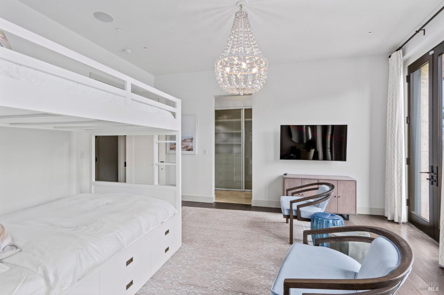 Detail Gallery Image 8 of 35 For 230 Highway 1 Unkn, Carmel,  CA 93923 - 5 Beds | 5 Baths