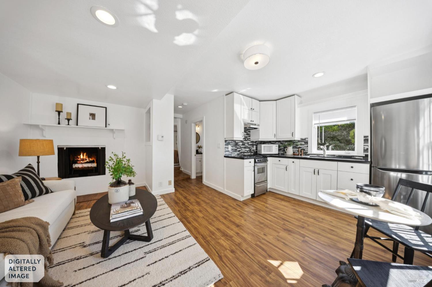 Detail Gallery Image 20 of 36 For 152 Almonte Blvd, Mill Valley,  CA 94941 - 3 Beds | 3 Baths