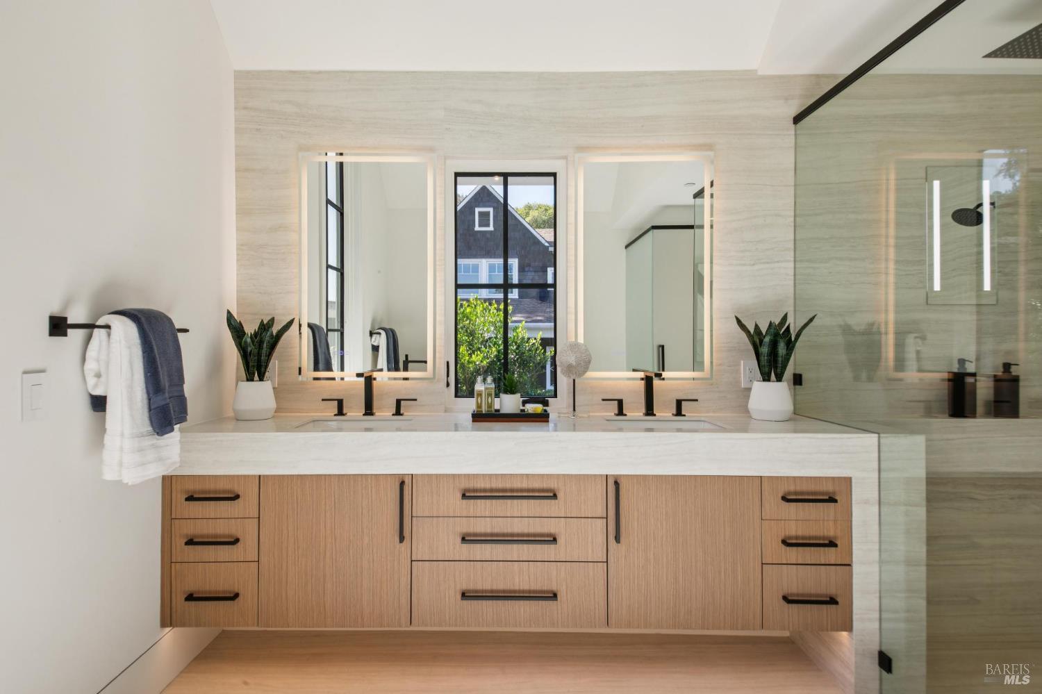 Detail Gallery Image 68 of 94 For 317 Redwood Ave, Corte Madera,  CA 94925 - 4 Beds | 3/1 Baths