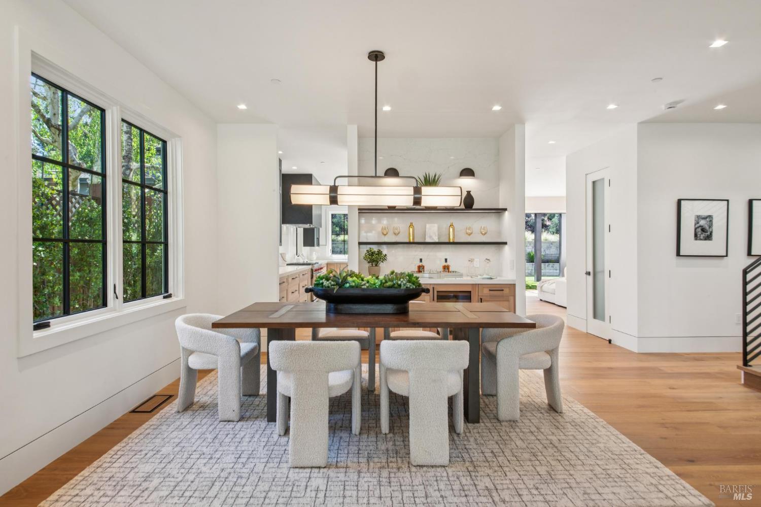 Detail Gallery Image 34 of 94 For 317 Redwood Ave, Corte Madera,  CA 94925 - 4 Beds | 3/1 Baths