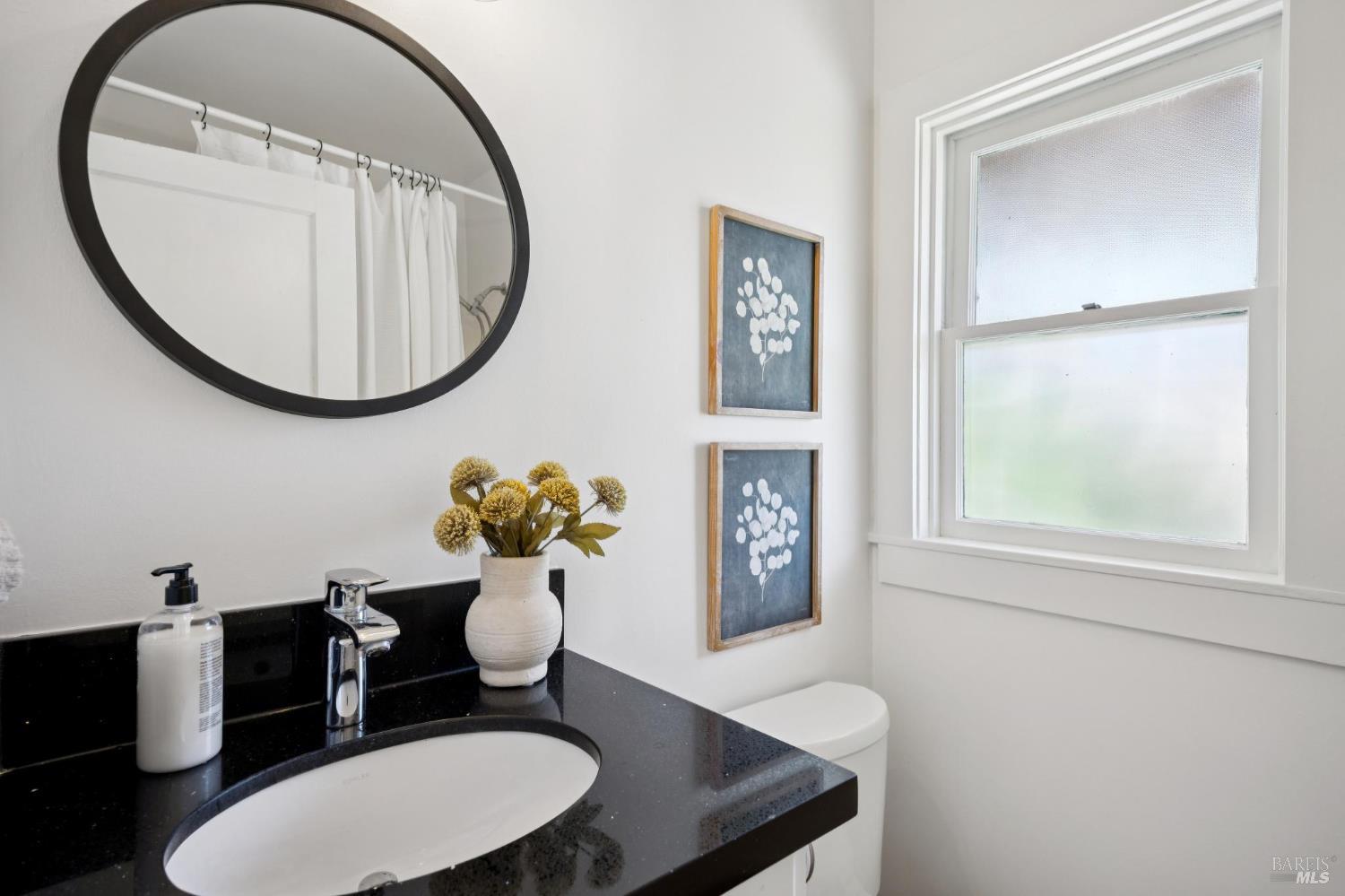 Detail Gallery Image 24 of 36 For 152 Almonte Blvd, Mill Valley,  CA 94941 - 3 Beds | 3 Baths