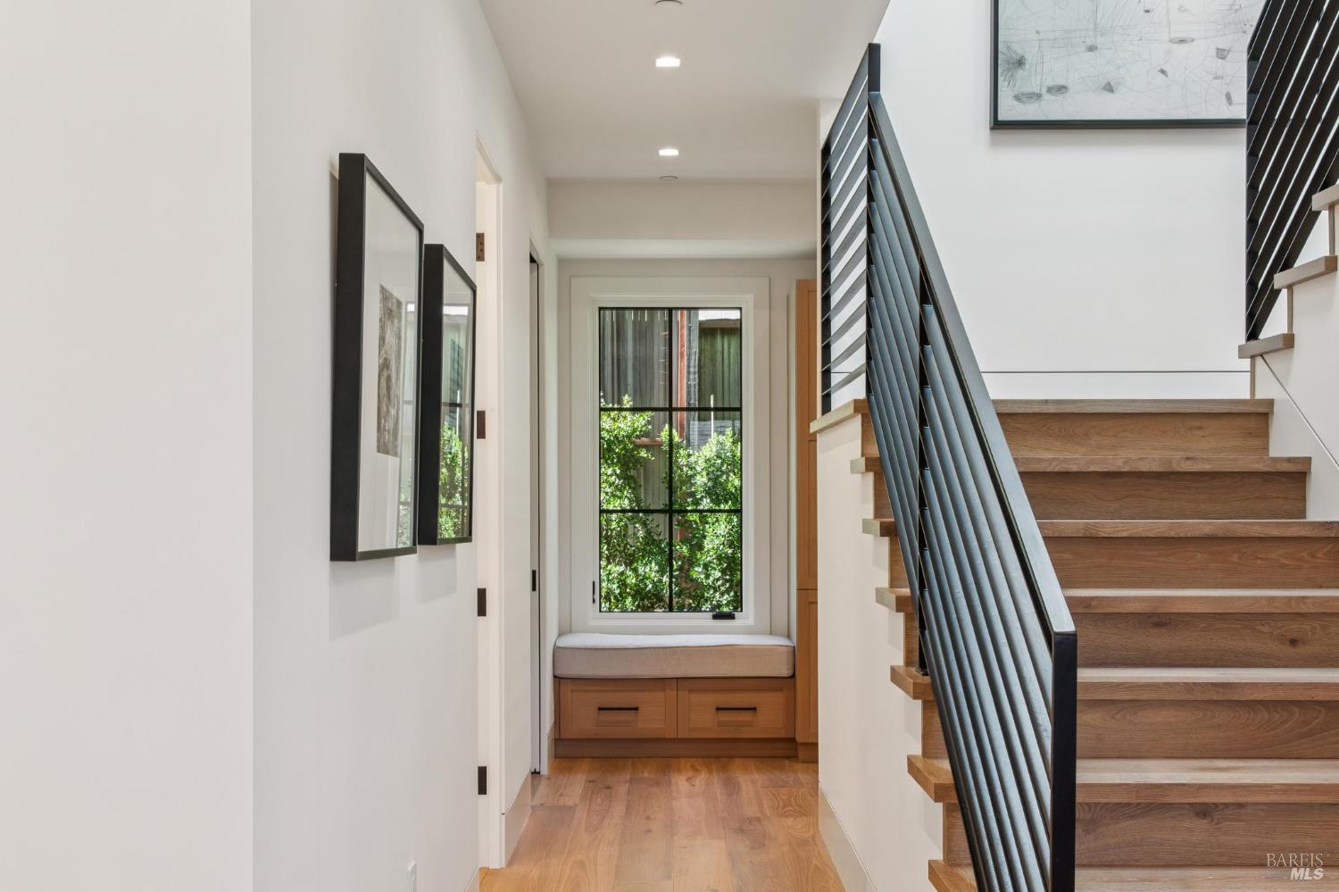 Detail Gallery Image 54 of 94 For 317 Redwood Ave, Corte Madera,  CA 94925 - 4 Beds | 3/1 Baths