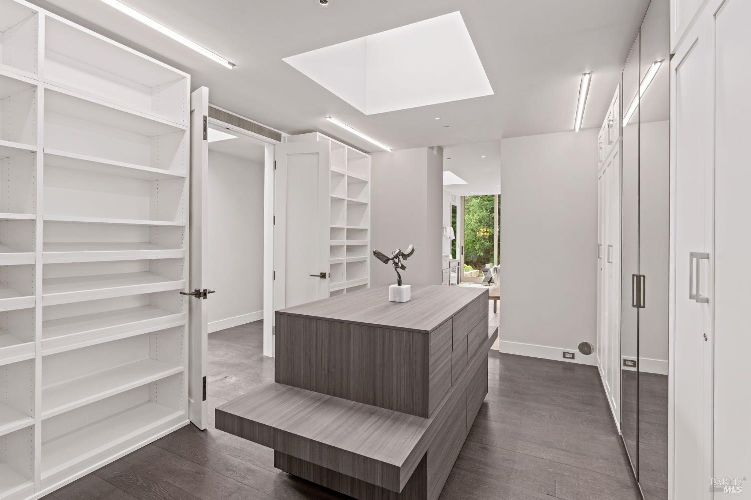 Detail Gallery Image 11 of 35 For 230 Highway 1 Unkn, Carmel,  CA 93923 - 5 Beds | 5 Baths