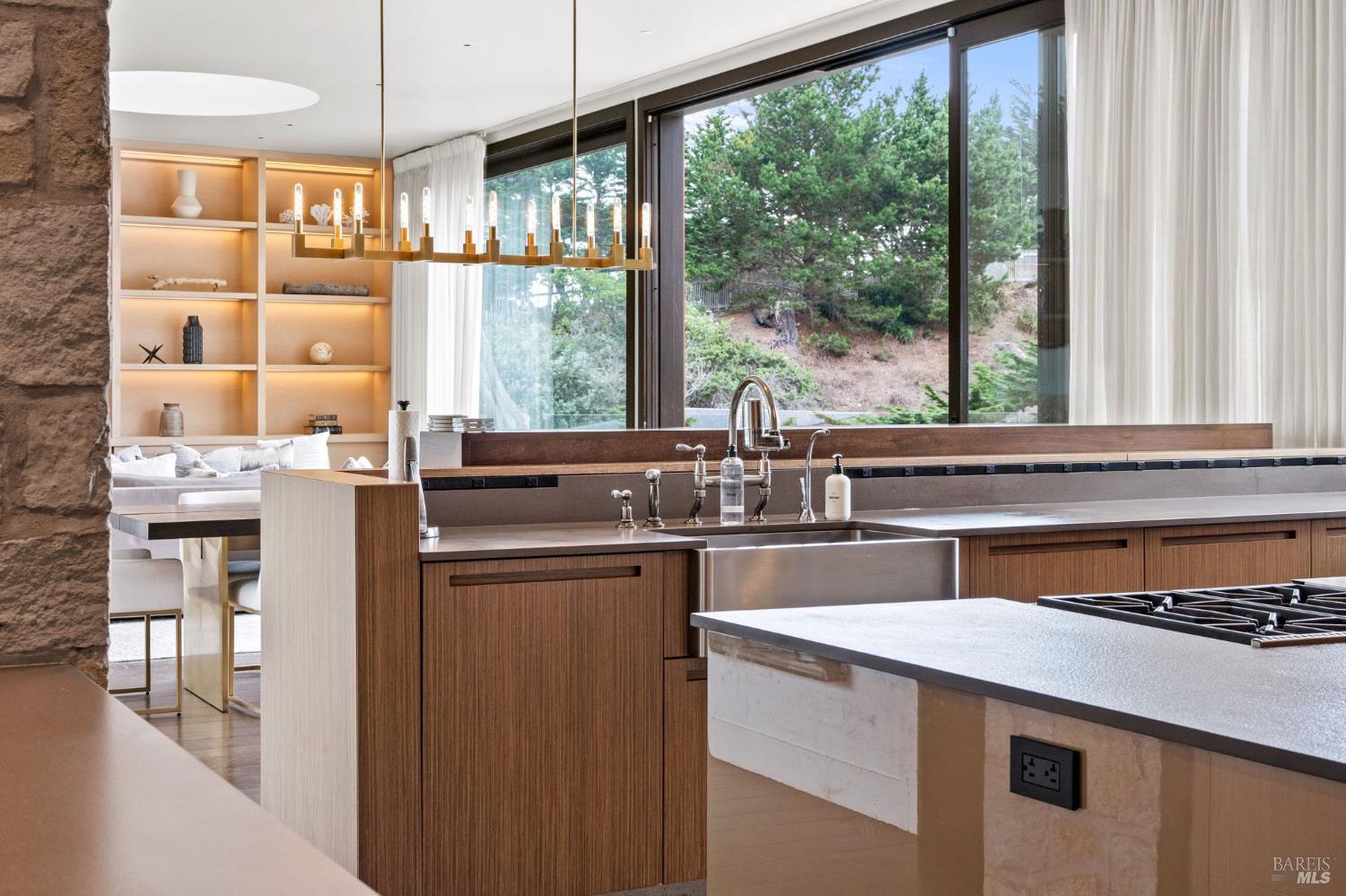 Detail Gallery Image 25 of 35 For 230 Highway 1 Unkn, Carmel,  CA 93923 - 5 Beds | 5 Baths