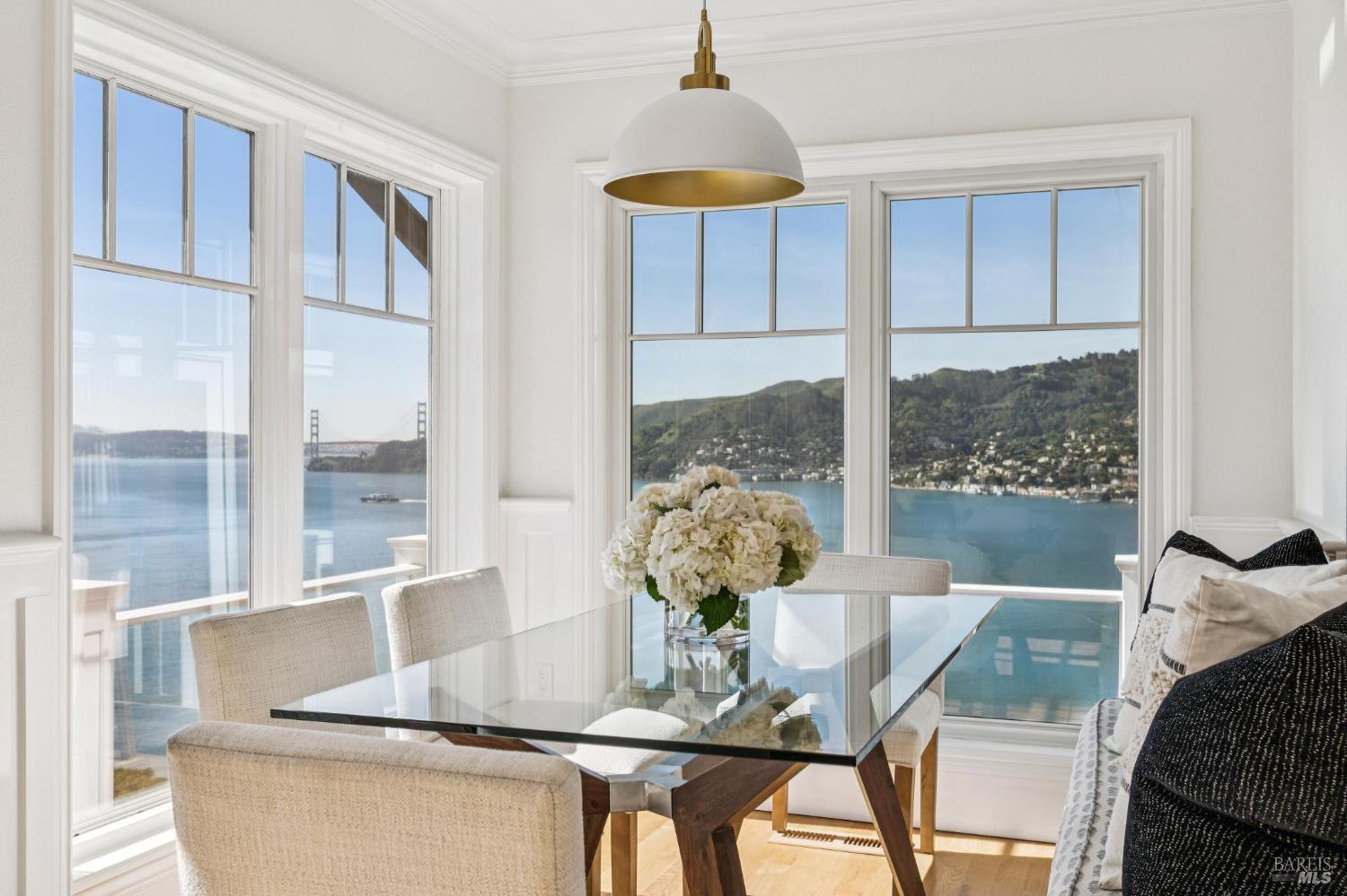 Detail Gallery Image 10 of 60 For 335 Golden Gate Ave, Belvedere,  CA 94920 - 4 Beds | 4/1 Baths