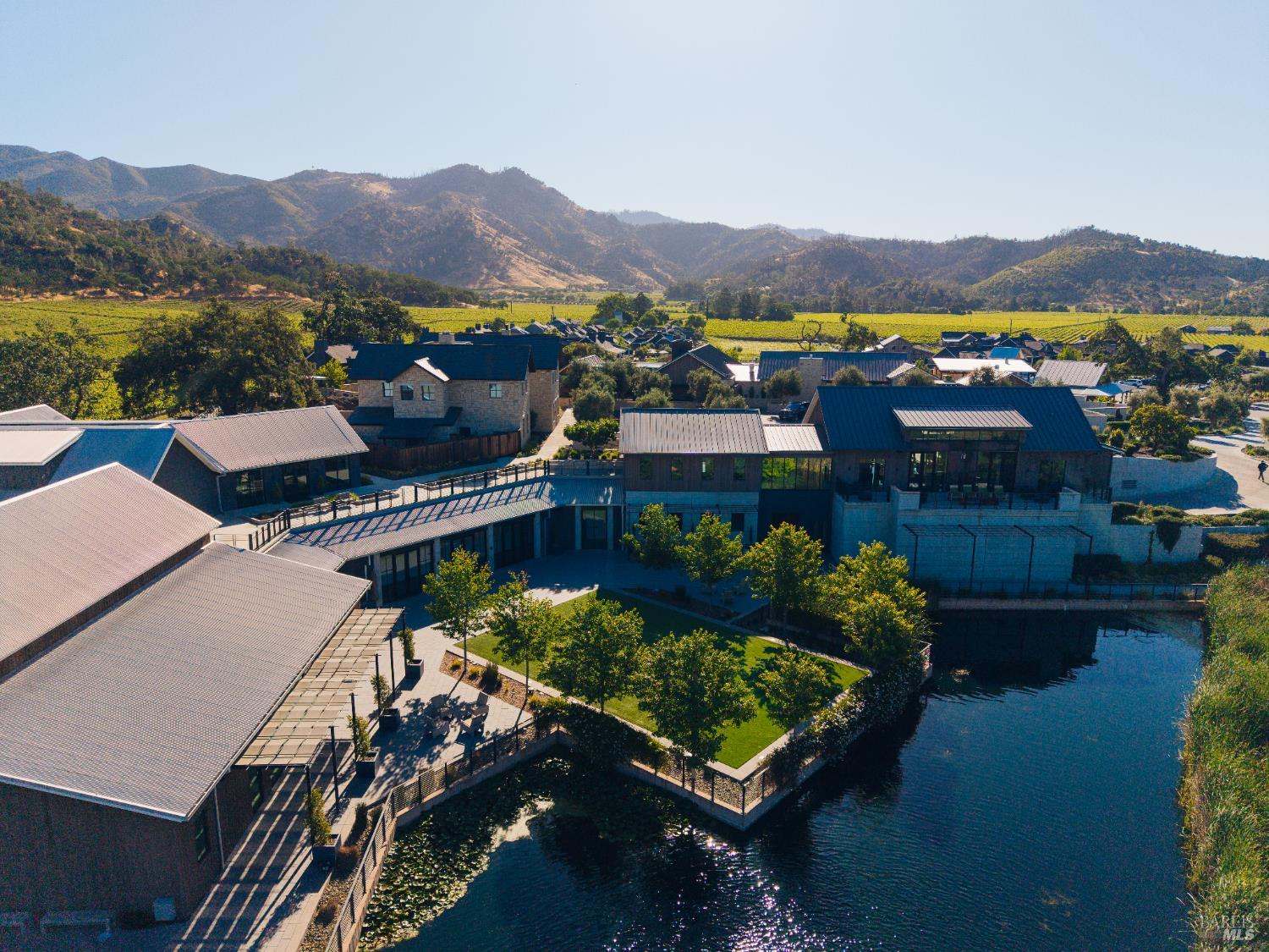 Detail Gallery Image 36 of 40 For 21 Lawley Ln, Calistoga,  CA 94515 - 4 Beds | 4/1 Baths