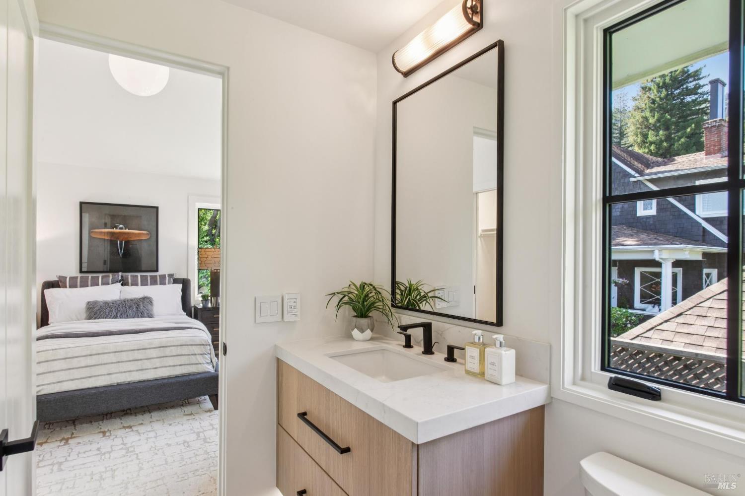 Detail Gallery Image 77 of 94 For 317 Redwood Ave, Corte Madera,  CA 94925 - 4 Beds | 3/1 Baths