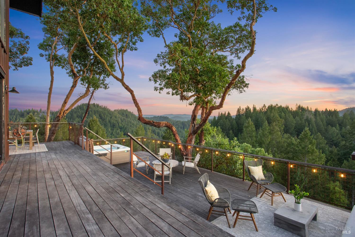 Detail Gallery Image 9 of 45 For 18200 Sweetwater Springs Rd, Guerneville,  CA 95446 - 3 Beds | 3 Baths