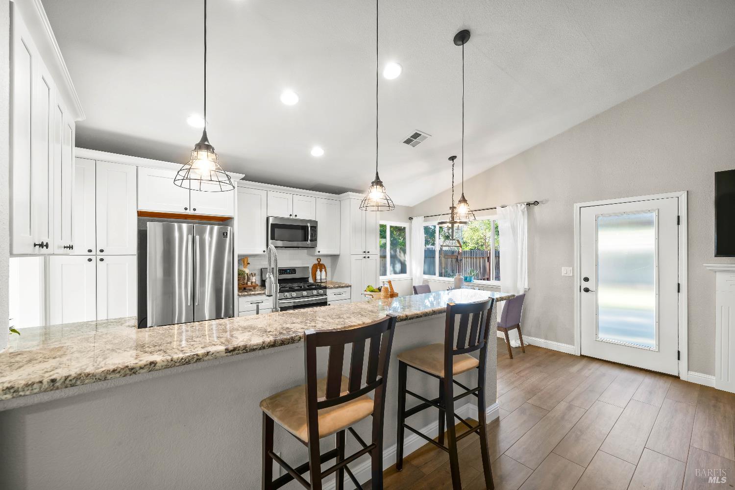 Detail Gallery Image 22 of 68 For 736 Notre Dame Dr, Vacaville,  CA 95687 - 4 Beds | 2 Baths