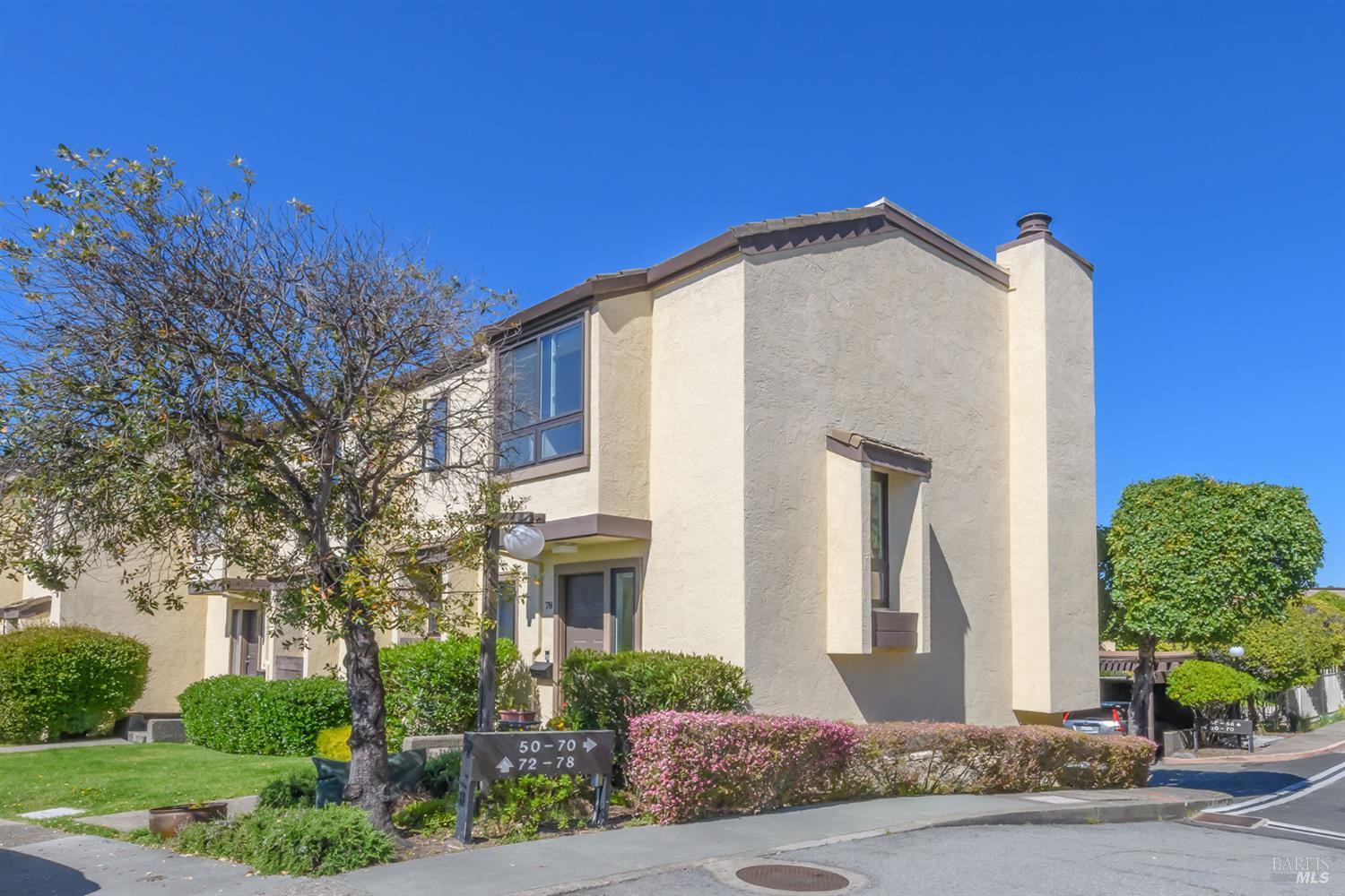 Detail Gallery Image 25 of 30 For 78 Corte Oriental Unkn, Greenbrae,  CA 94904 - 2 Beds | 1/1 Baths