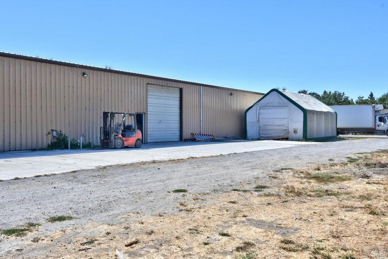 Detail Gallery Image 7 of 30 For 4770 Occidental Rd, Santa Rosa,  CA 95401 - – Beds | – Baths