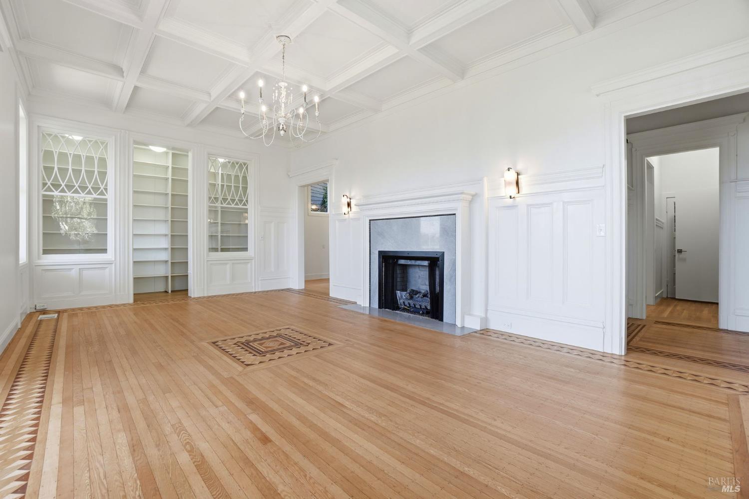 Detail Gallery Image 6 of 98 For 172 Bella Vista Ave a,  Belvedere,  CA 94920 - 4 Beds | 4/1 Baths