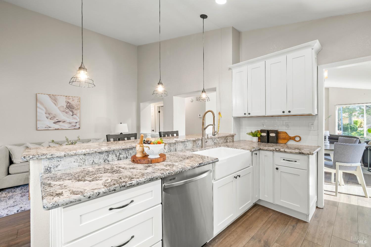 Detail Gallery Image 24 of 68 For 736 Notre Dame Dr, Vacaville,  CA 95687 - 4 Beds | 2 Baths