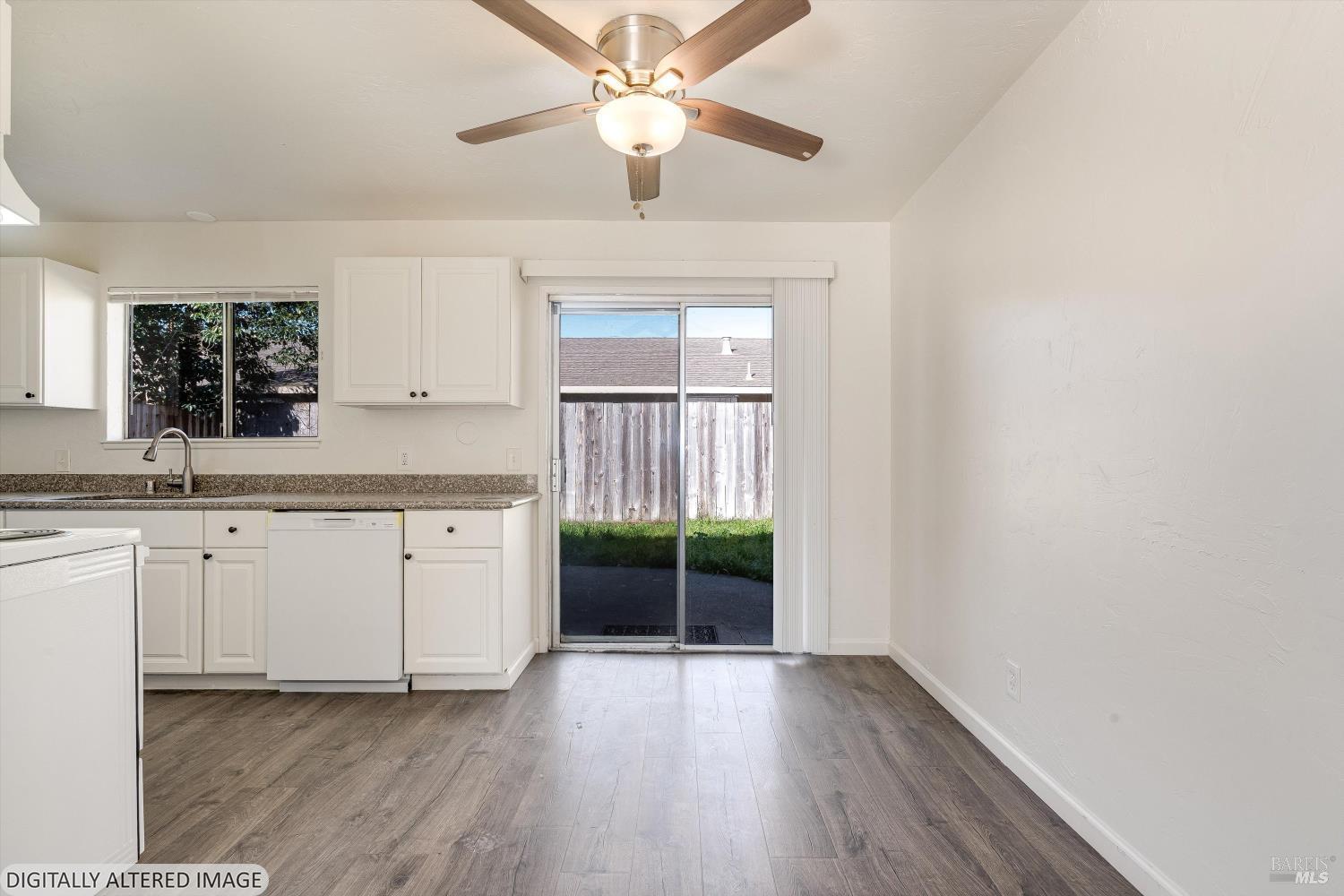 Detail Gallery Image 18 of 36 For 2559 Northcoast St, Santa Rosa,  CA 95403 - – Beds | – Baths