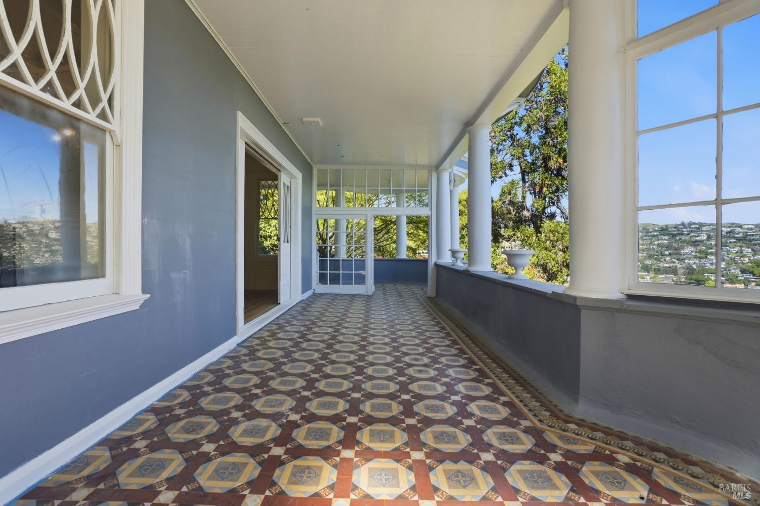 Detail Gallery Image 65 of 98 For 172 Bella Vista Ave a,  Belvedere,  CA 94920 - 4 Beds | 4/1 Baths