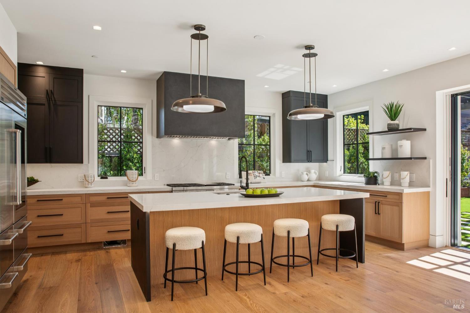 Detail Gallery Image 44 of 94 For 317 Redwood Ave, Corte Madera,  CA 94925 - 4 Beds | 3/1 Baths