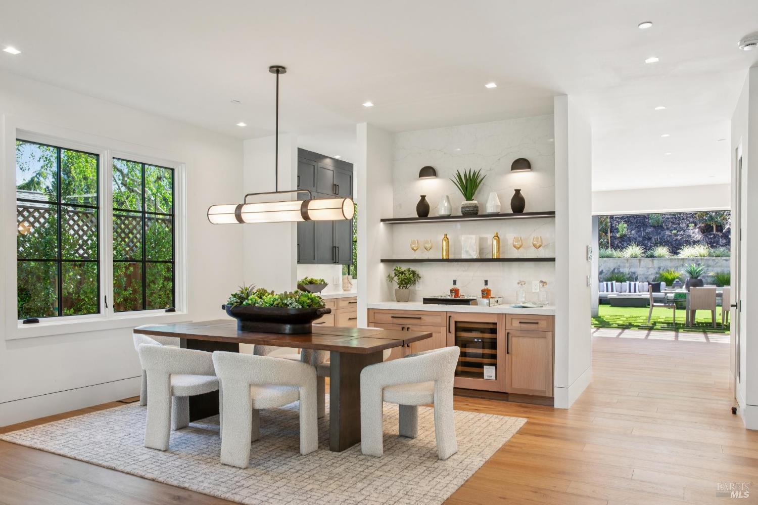 Detail Gallery Image 35 of 94 For 317 Redwood Ave, Corte Madera,  CA 94925 - 4 Beds | 3/1 Baths