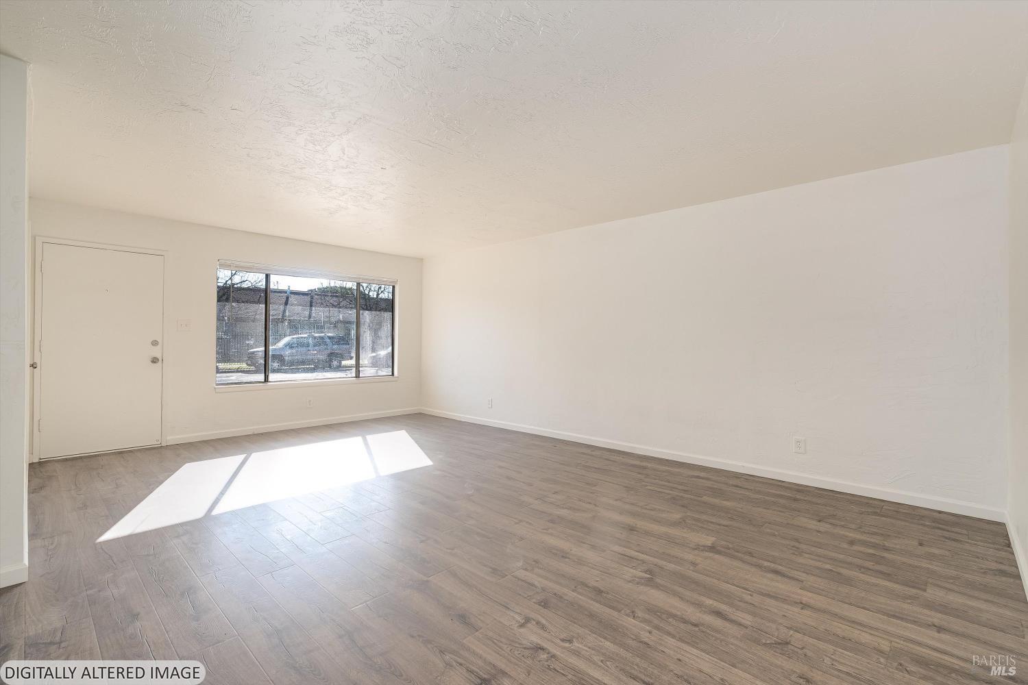 Detail Gallery Image 13 of 36 For 2559 Northcoast St, Santa Rosa,  CA 95403 - – Beds | – Baths