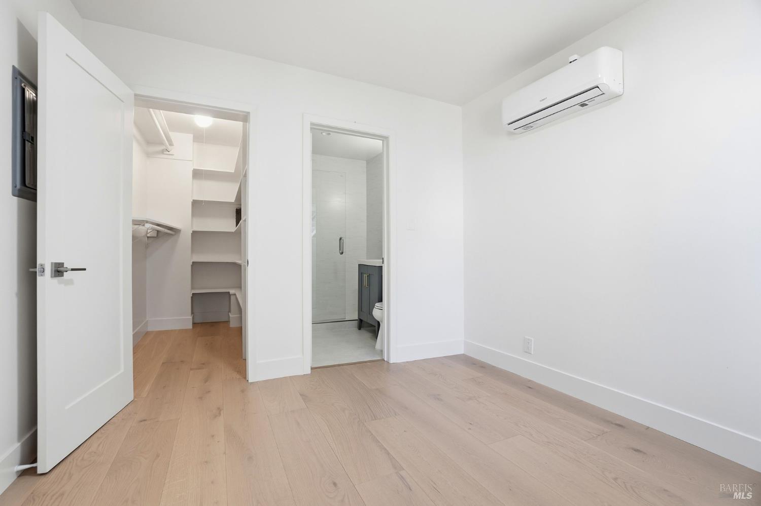 Detail Gallery Image 15 of 36 For 172 Bella Vista Ave #C,  Belvedere,  CA 94920 - 2 Beds | 2 Baths