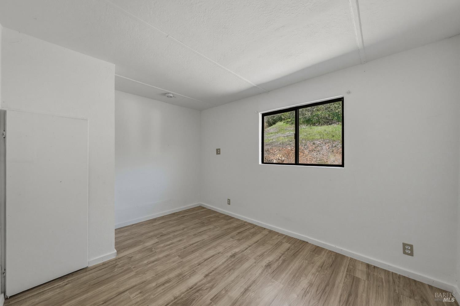 Detail Gallery Image 18 of 47 For 7047 Butte St, Nice,  CA 95464 - 3 Beds | 2 Baths