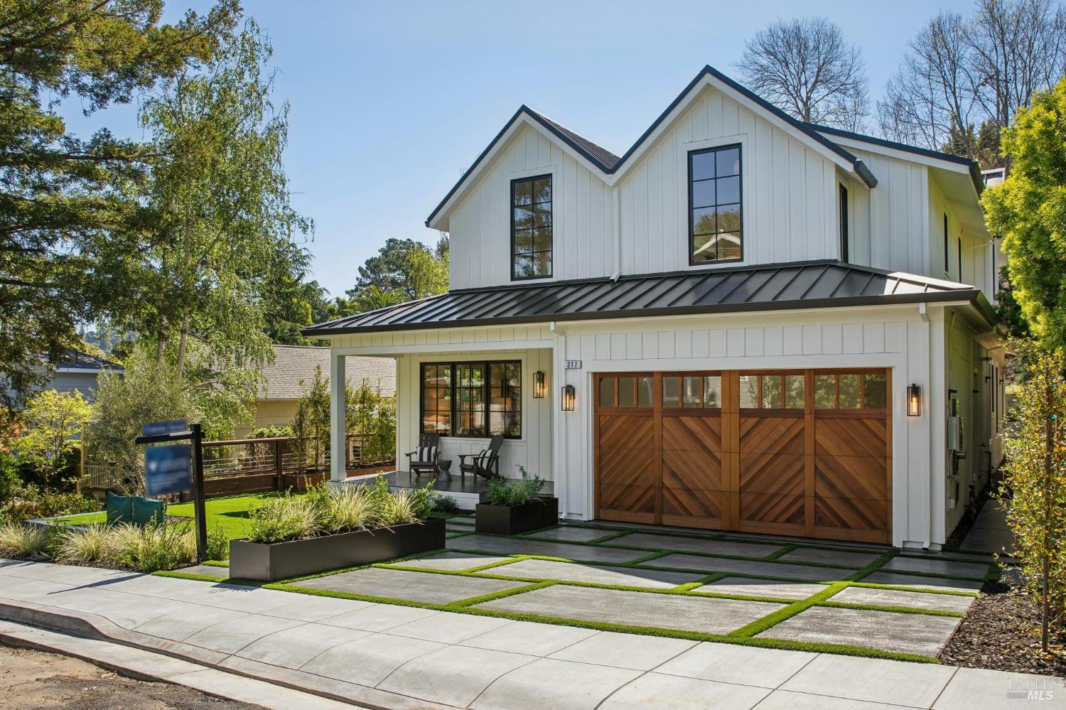 Detail Gallery Image 26 of 94 For 317 Redwood Ave, Corte Madera,  CA 94925 - 4 Beds | 3/1 Baths