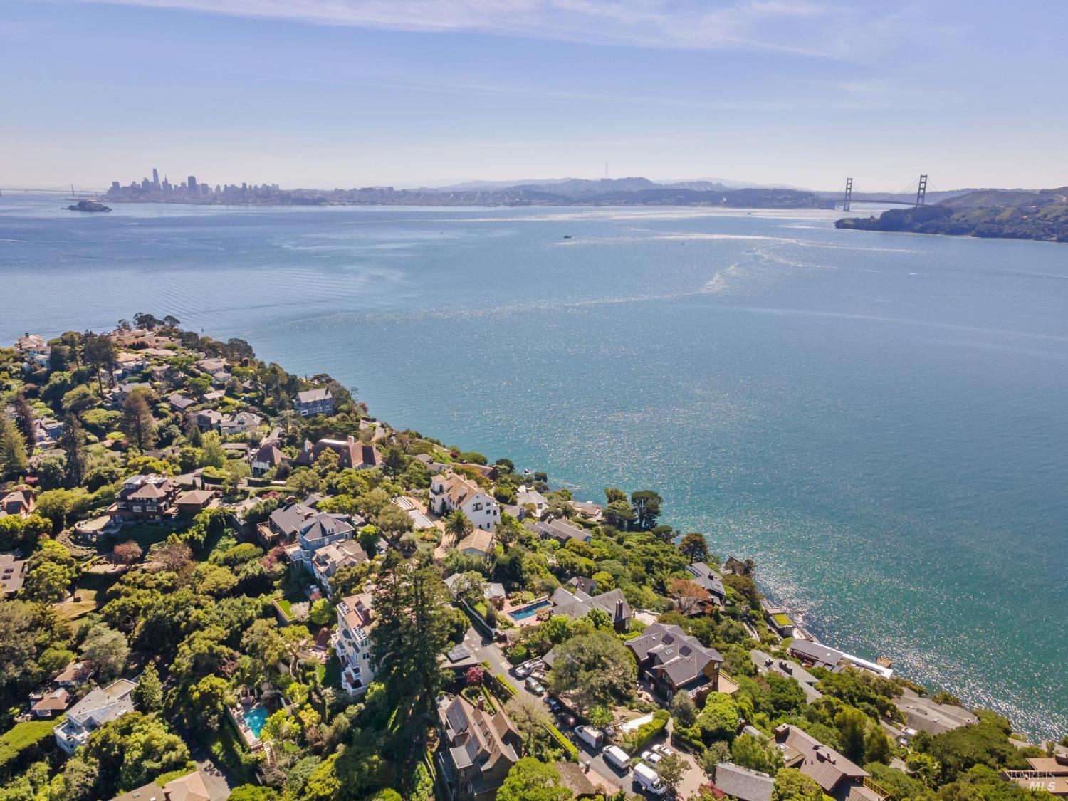 Detail Gallery Image 52 of 60 For 335 Golden Gate Ave, Belvedere,  CA 94920 - 4 Beds | 4/1 Baths